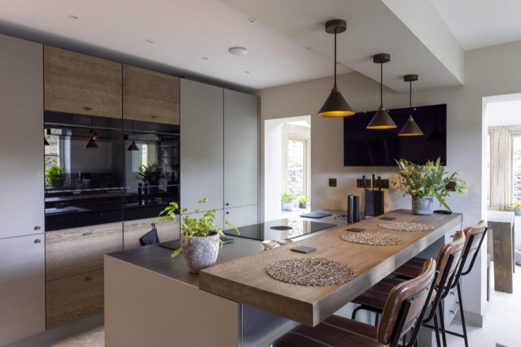 Nobilia handleless kitchen fitted by Kitchen King